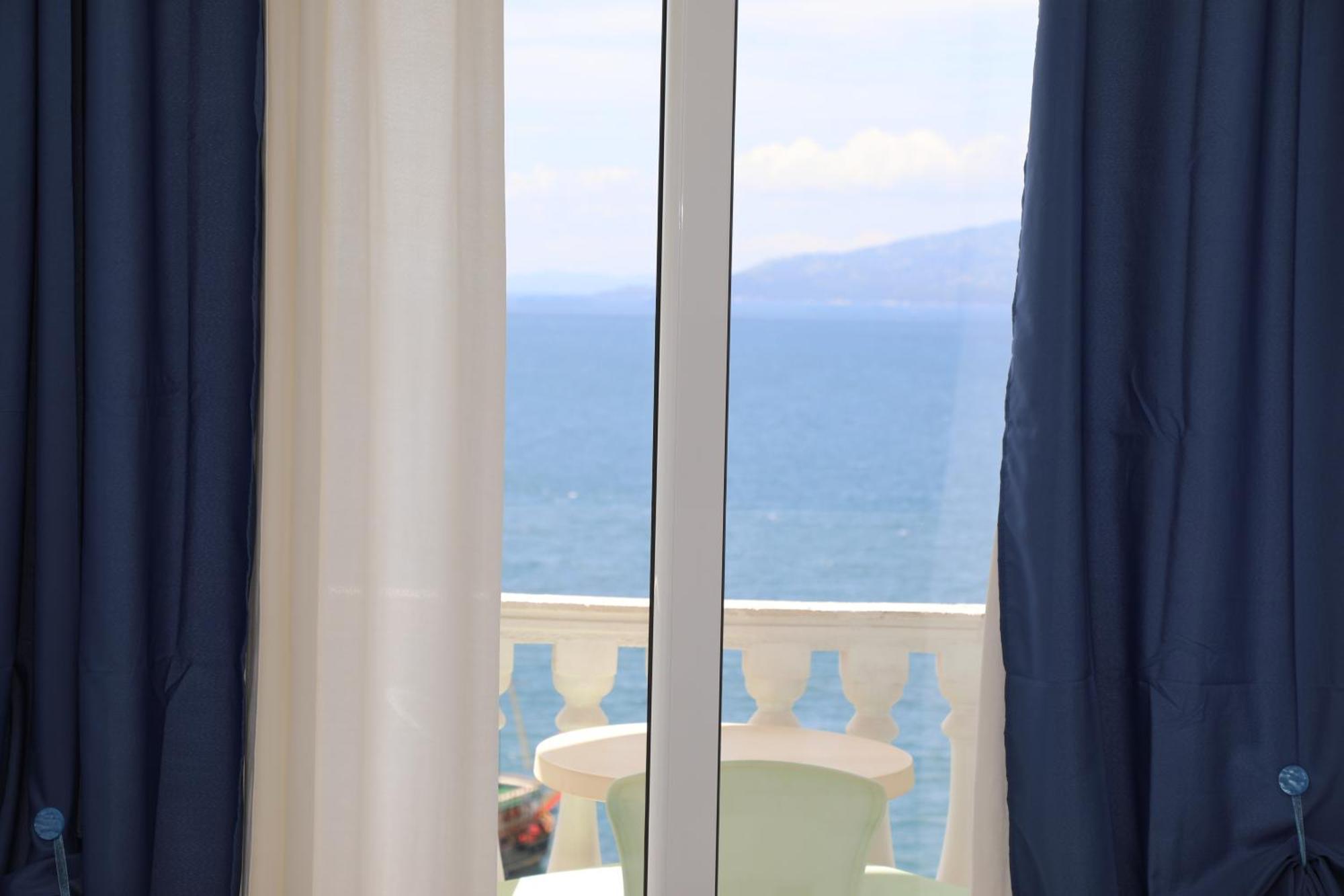 Saranda Apartaments Meta Eksteriør billede