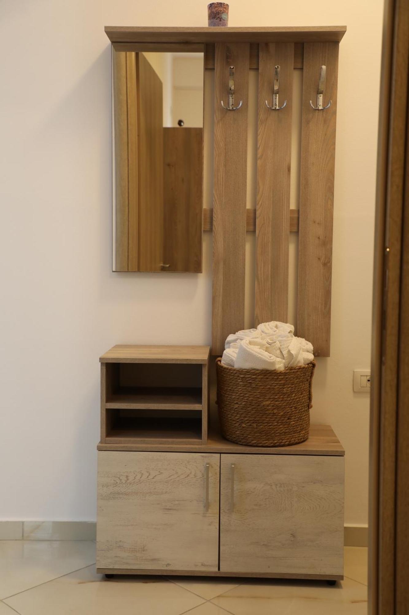 Saranda Apartaments Meta Eksteriør billede