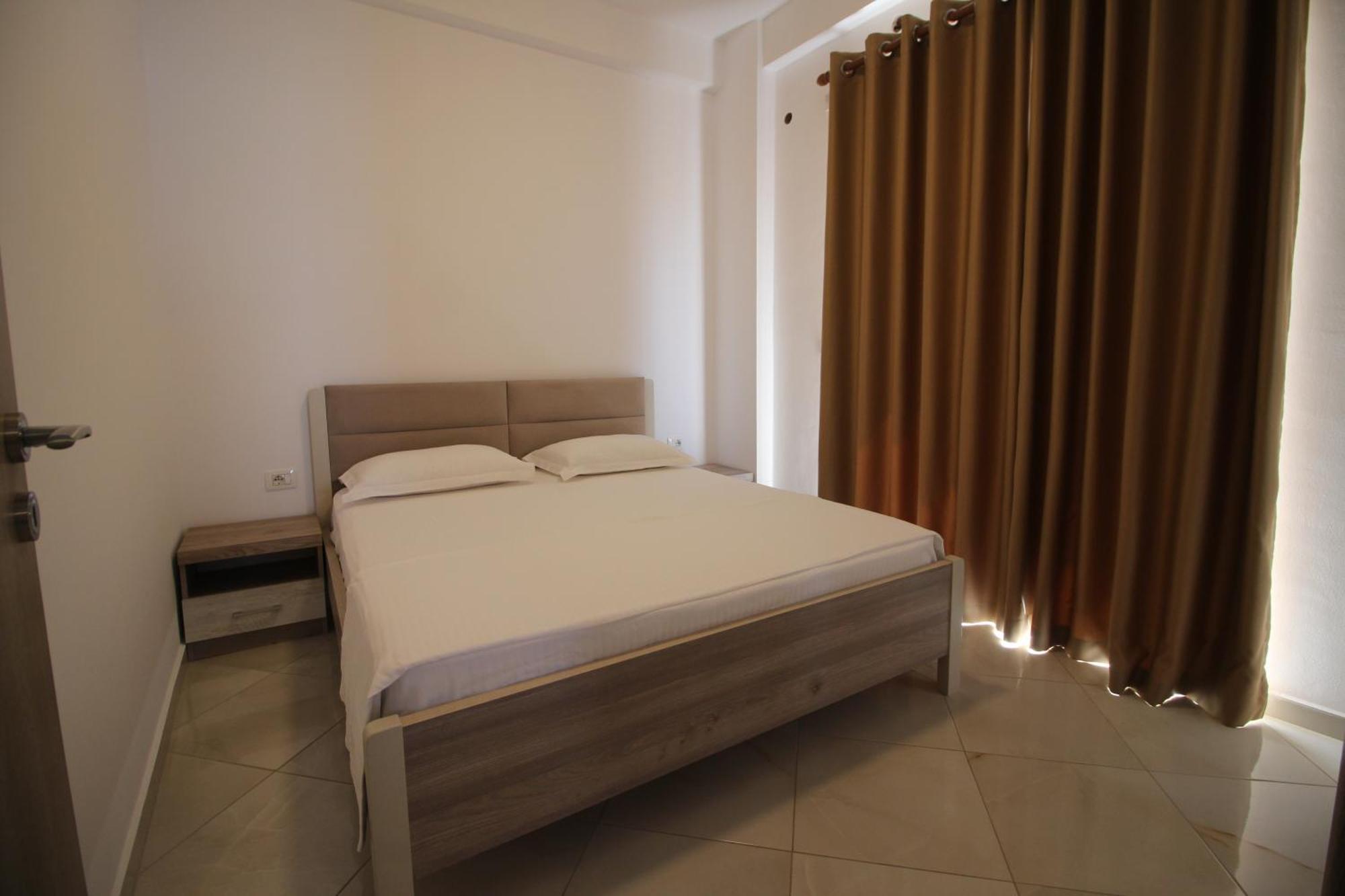 Saranda Apartaments Meta Eksteriør billede